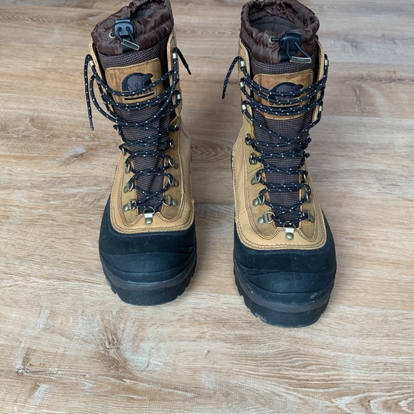 Sorel Boots Conquest Men size 13. Great condition. Worn very little. - Picture 6 of 6